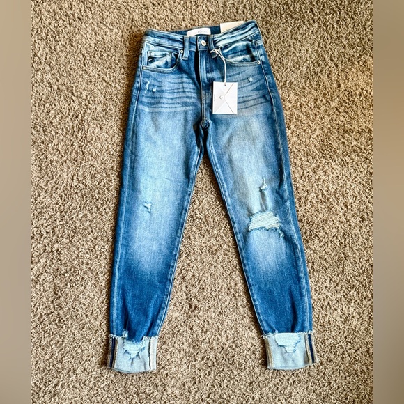 KanCan Denim - KanCan Light Blue Distressed Capri Ankle Jeans - Women's Size 3/25